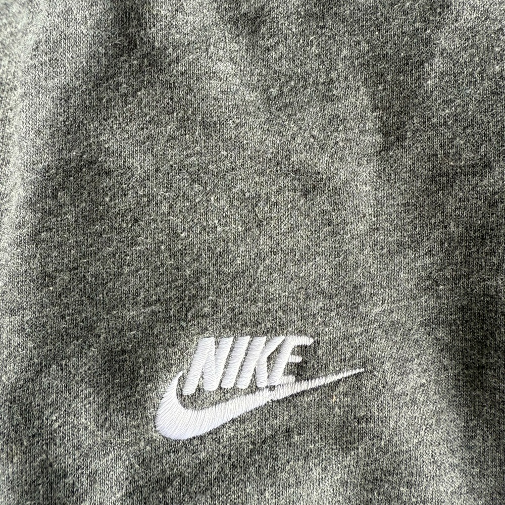 Nike Gray Fleece-Lined Sweatshirt - Picture 8 of 8